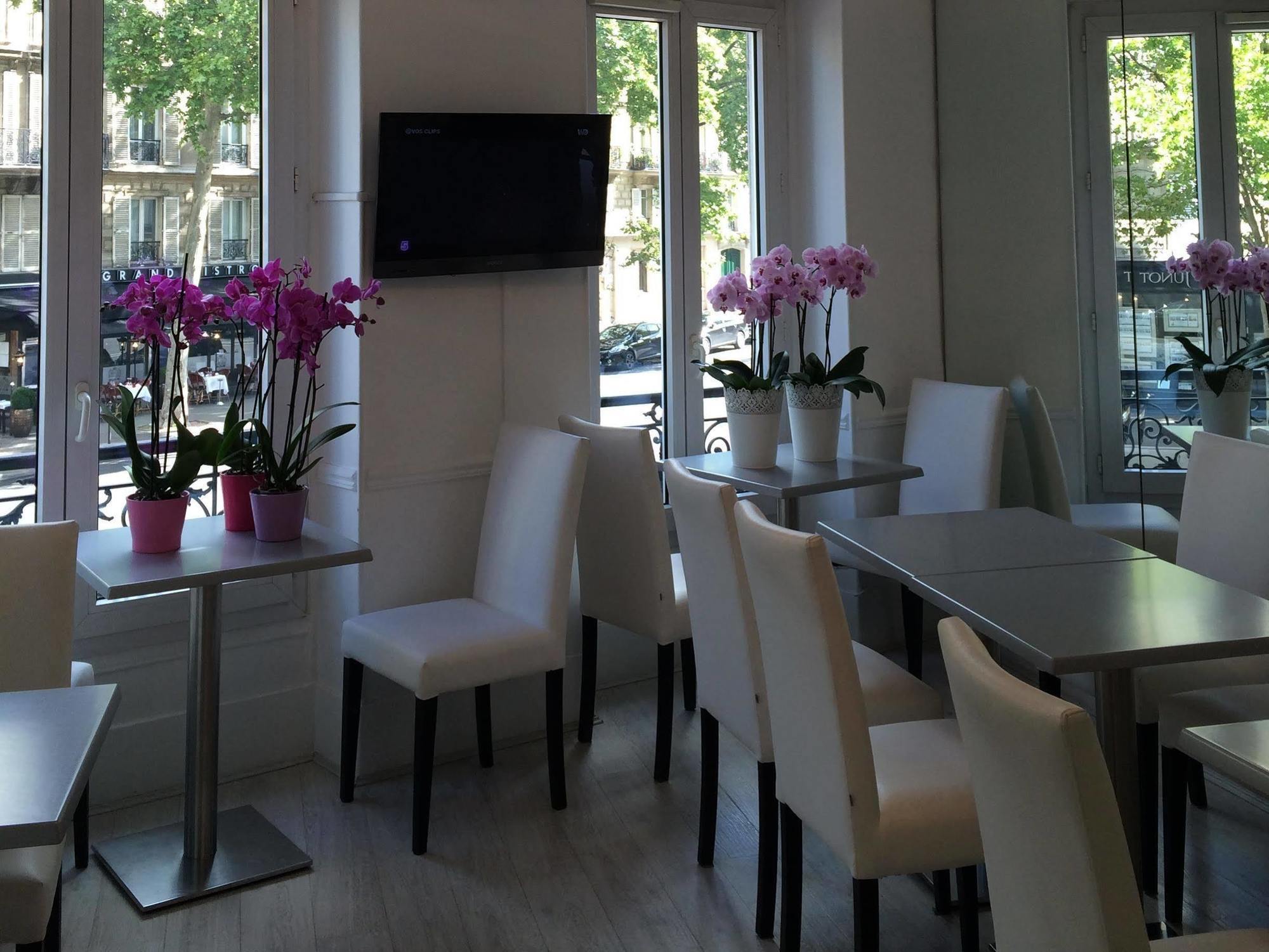 Hôtel Avama Prony Paris Dış mekan fotoğraf