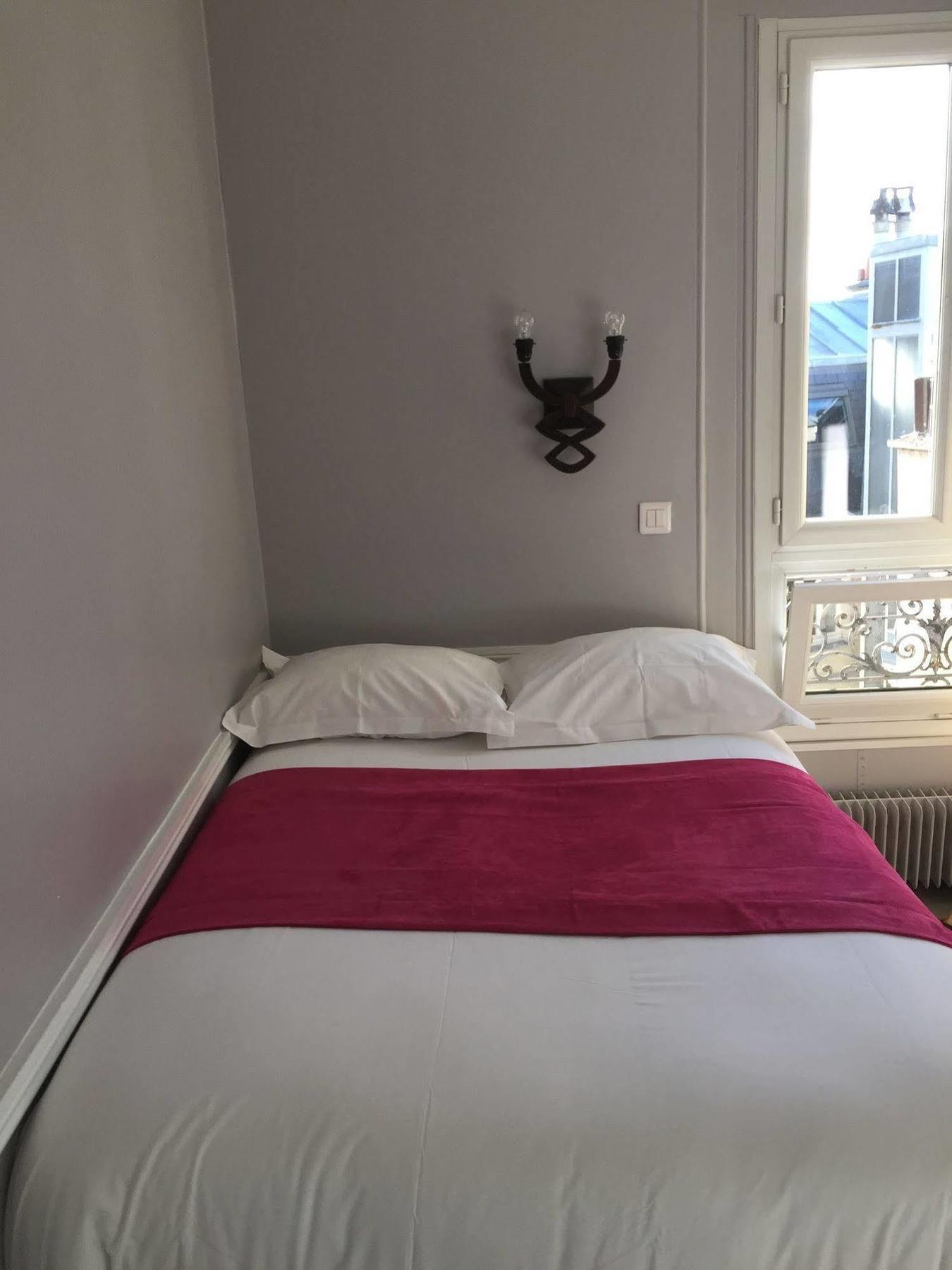 Hôtel Avama Prony Paris Dış mekan fotoğraf