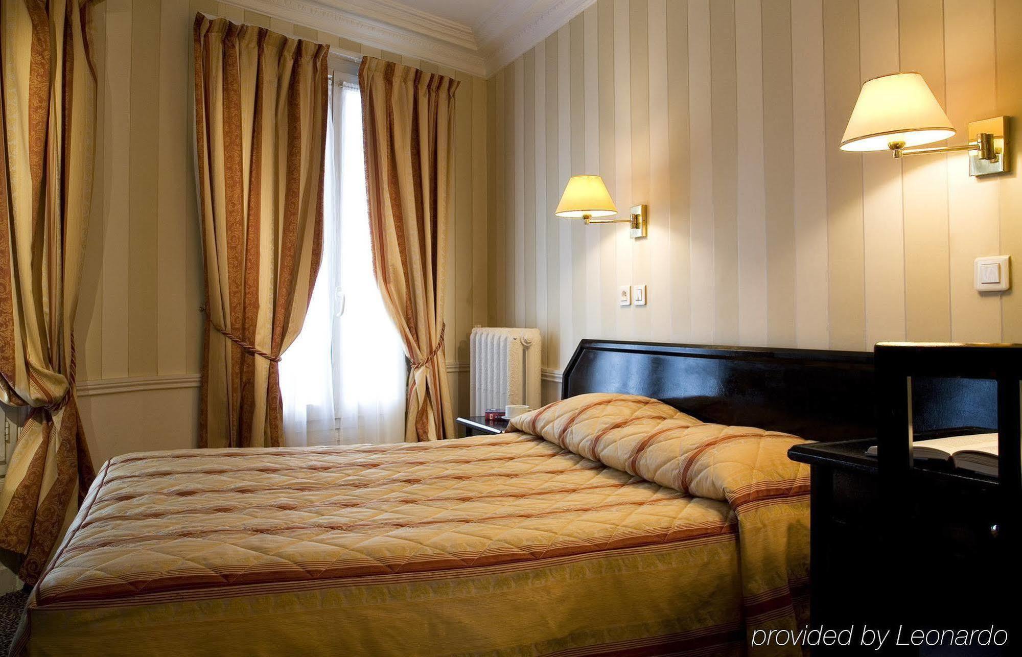 Hôtel Avama Prony Paris Oda fotoğraf